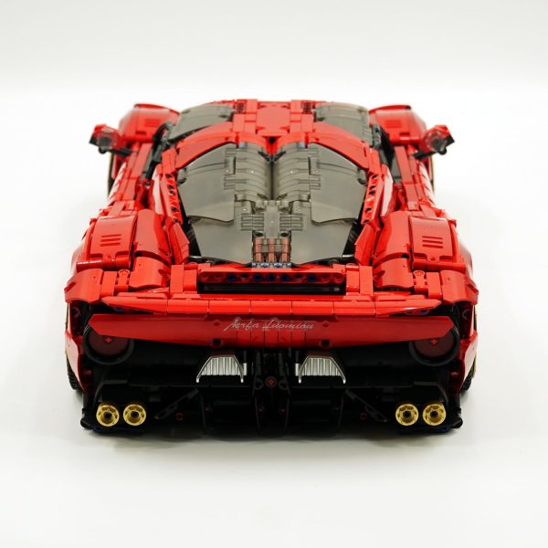 1: 8 Alfa Romeo 33 Stradale Supercar, Pearlescent Red Paint Customized Version (3861 Pcs) - Image 10