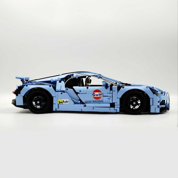 1: 8 Bugatti Chiron, Custom Modified Gulf Blue Version (4031PCS) - Image 3