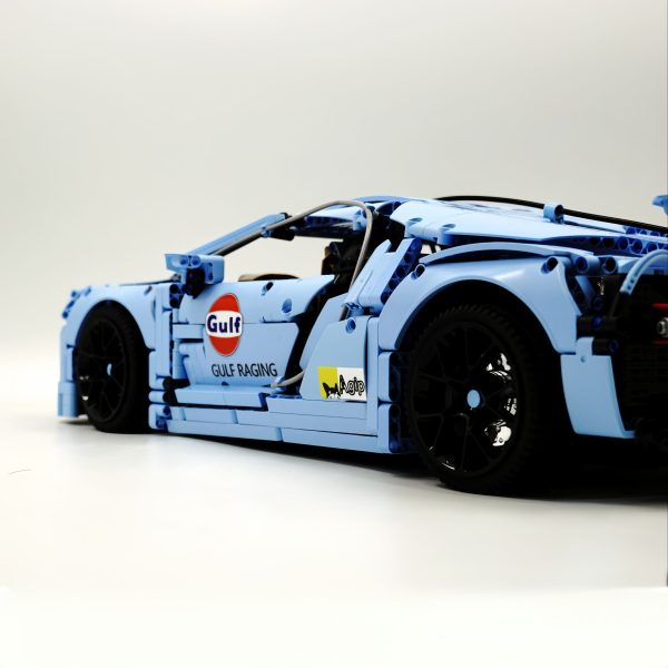 1: 8 Bugatti Chiron, Custom Modified Gulf Blue Version (4031PCS) - Image 5