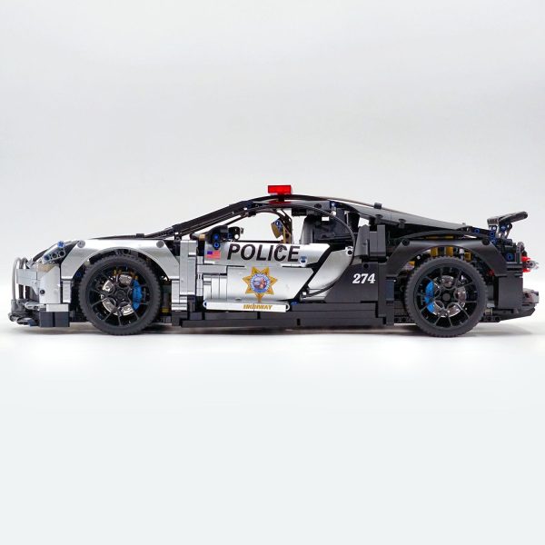 1: 8 Bugatti Chiron, Custom Modified Police Car Version (4031PCS) - Image 13