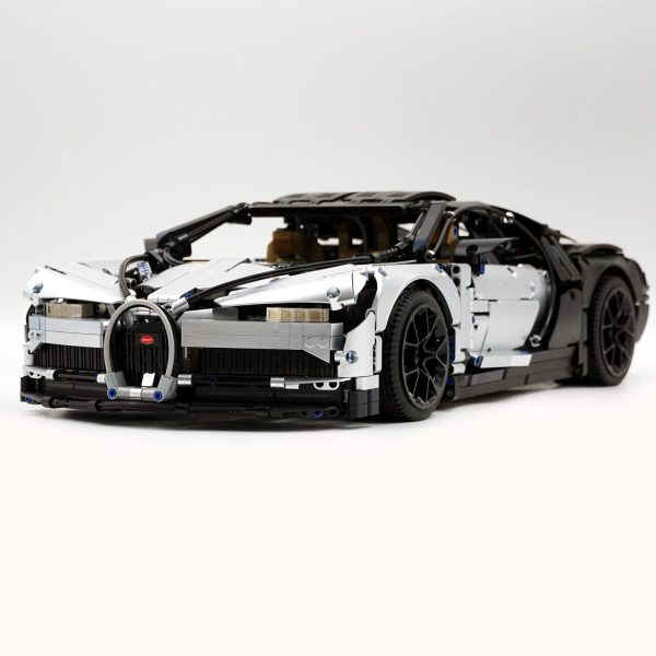 1: 8 Bugatti Chiron, Custom Modified Police Car Version (4031PCS) - Image 7