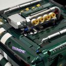 1: 8 Dodge Challenger, Pearlescent Green Paint Customized Version (3751 Pcs)