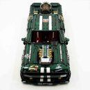 1: 8 Dodge Challenger, Pearlescent Green Paint Customized Version (3751 Pcs)