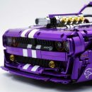 1: 8 Dodge Challenger, Pearlescent Purple Paint Customized Version (3751 Pcs)