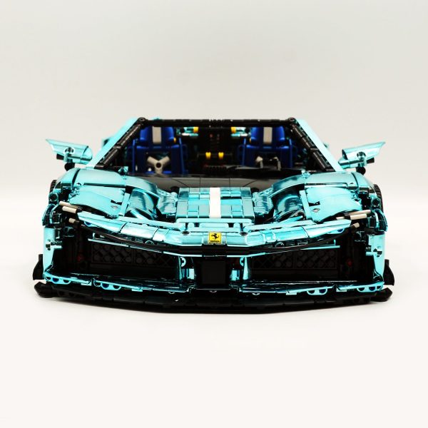 1: 8 Ferrari SF90XX Building Sets, Electroplating Tiffany Blue Customized Version (3982Pcs) - Image 3