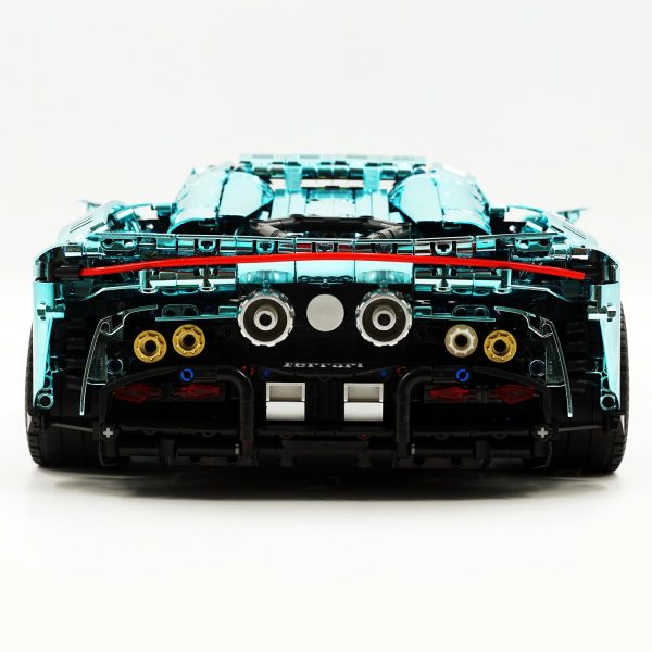 1: 8 Ferrari SF90XX Building Sets, Electroplating Tiffany Blue Customized Version (3982Pcs) - Image 7