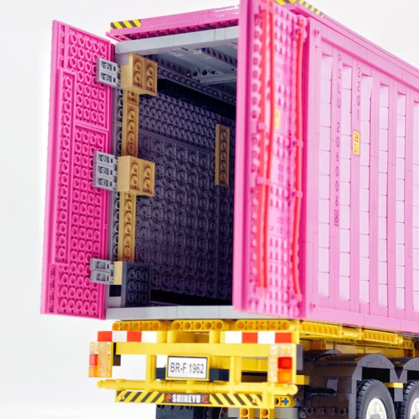 1: 8 Pink Box Trailer Truck, Total Length 110cm (8000+PCS) - Image 13