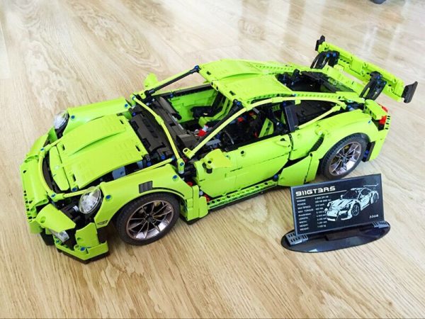 1: 8 Porsche 911 GT3 (2728 PCS) - Image 8