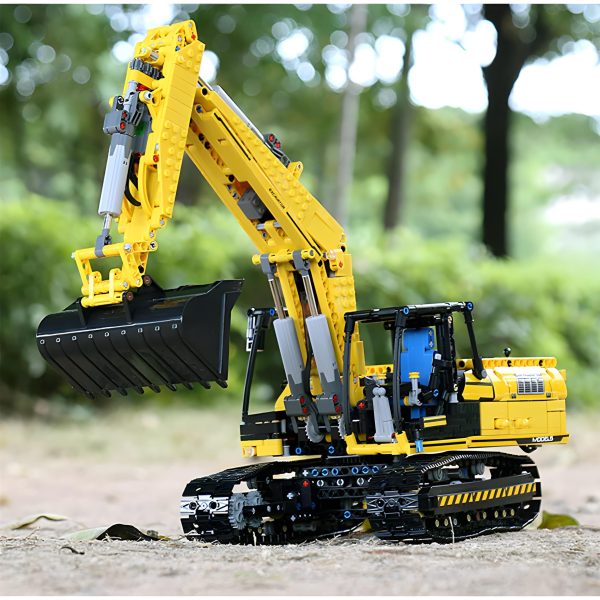 REMOTE CONTROLLED DIGGER (1830 PCS) - Image 3