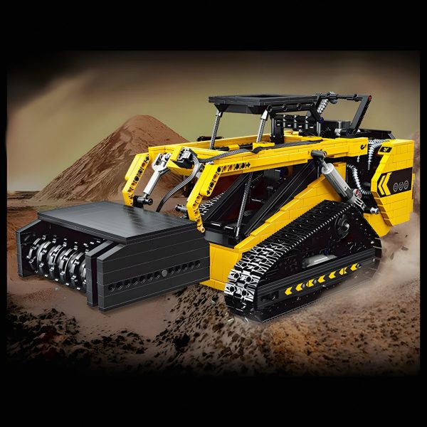 REMOTE CONTROLLED COMPACT TRACK LOADER (1800PCS) - Image 6