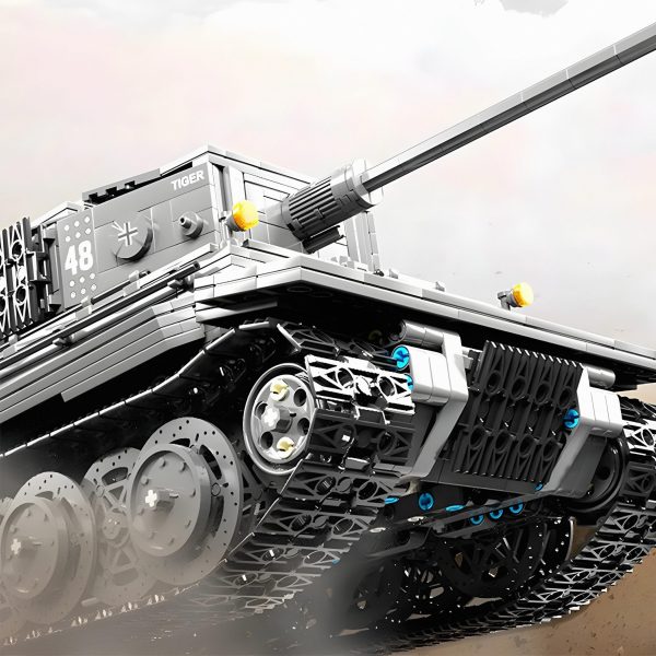 REMOTE CONTROLLED TIGER TANK (2236 PCS) - Image 4