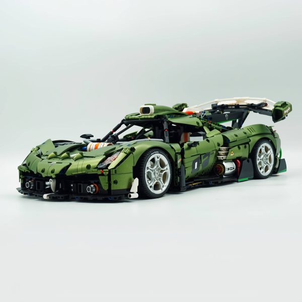 1: 8 Koenigsegg JESKO Supercar with Remote Control, Electric Doors and Rear Spoiler, Electric Air Suspension, Steam Spray System(3838 Pcs) - Image 12
