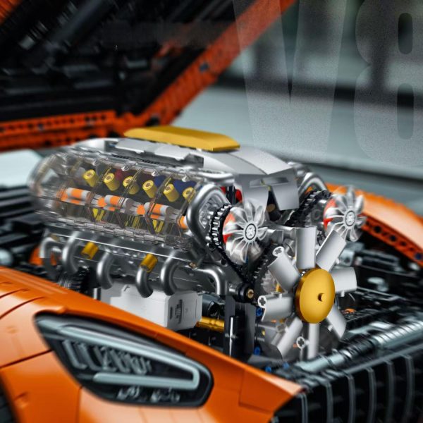 MOTORISED V8 ENGINE (692 PCS) - Image 2