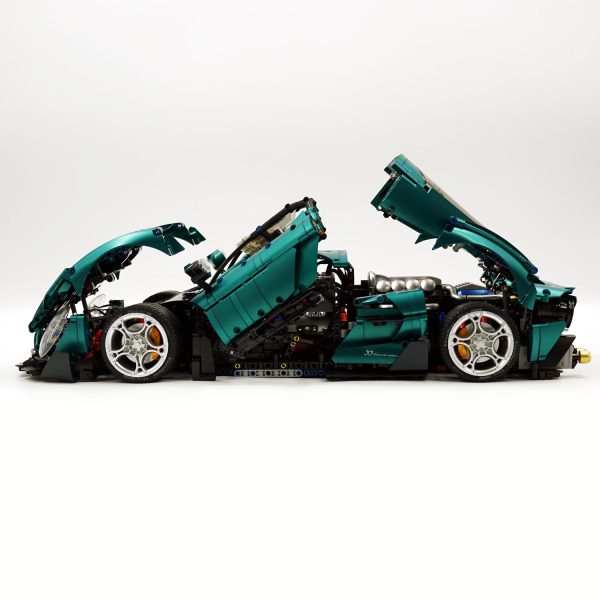 1: 8 Alfa Romeo 33 Stradale Supercar with Remote Control, Electric Doors, Electric Air Suspension, Steam Spray System(3861 Pcs) - Image 2