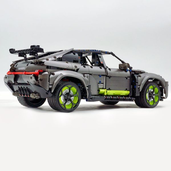 1: 8 Lamborghini URUS SUV with Remote Control, Ultimate Collector's Edition (3251 Pcs) - Image 2