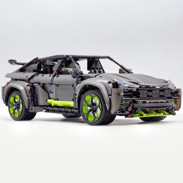 1: 8 Lamborghini URUS SUV with Remote Control, Ultimate Collector's Edition (3251 Pcs) - Image 11
