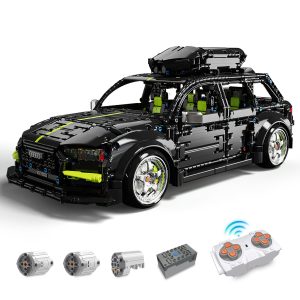 AUDI RS6 Black Warrior Set, High Detail Restoration, Travel SUV, Removable Roof Storage Box (2896 Pcs)