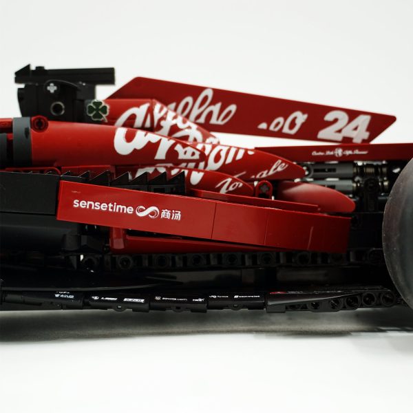 The Official 2022 Alfa Romeo F1 Car ORLEN C42 (1868 Pcs) - Image 23