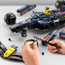 Ultimate Oracle Red Bull R819 F1 Racing (2463 Pcs)