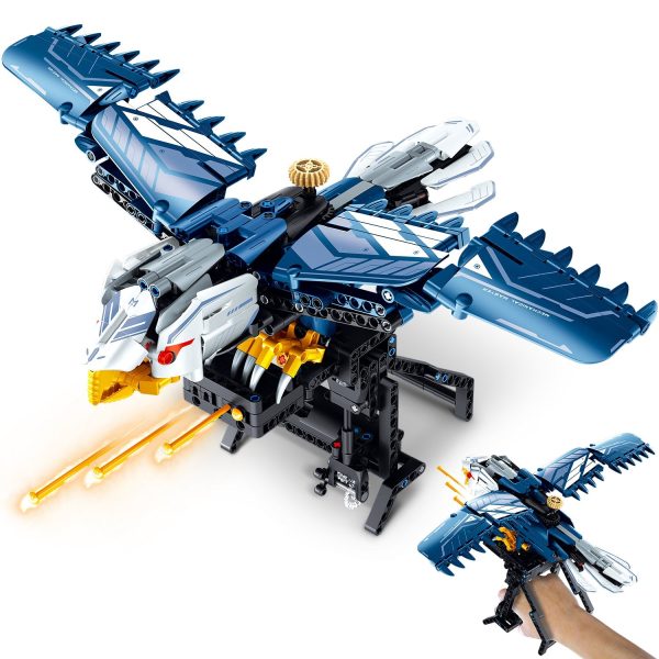 BAV Blue Eagle Hand-held Launch Toy Building Set with Movable Wings, 630Pcs