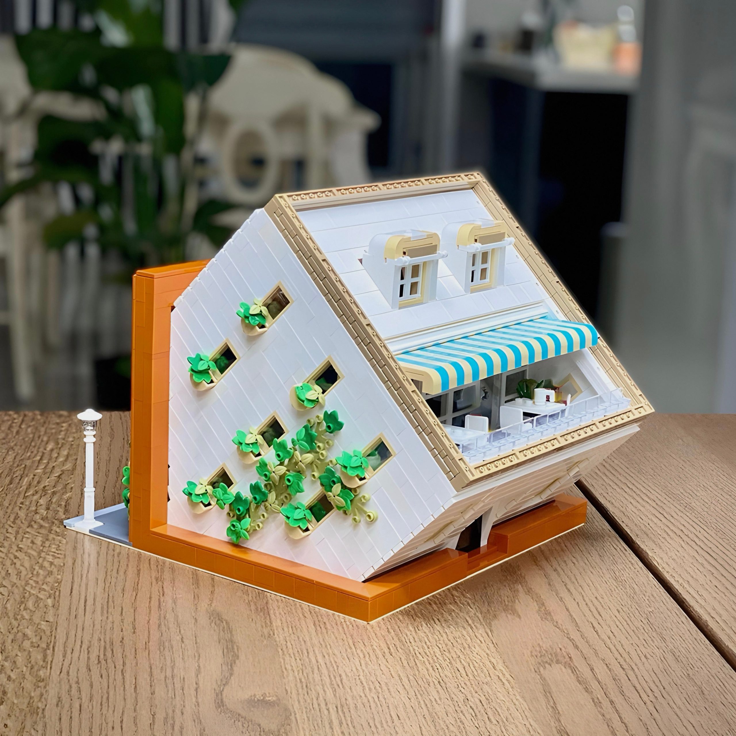UPSIDE DOWN CAFE | 3120PCS - Image 3