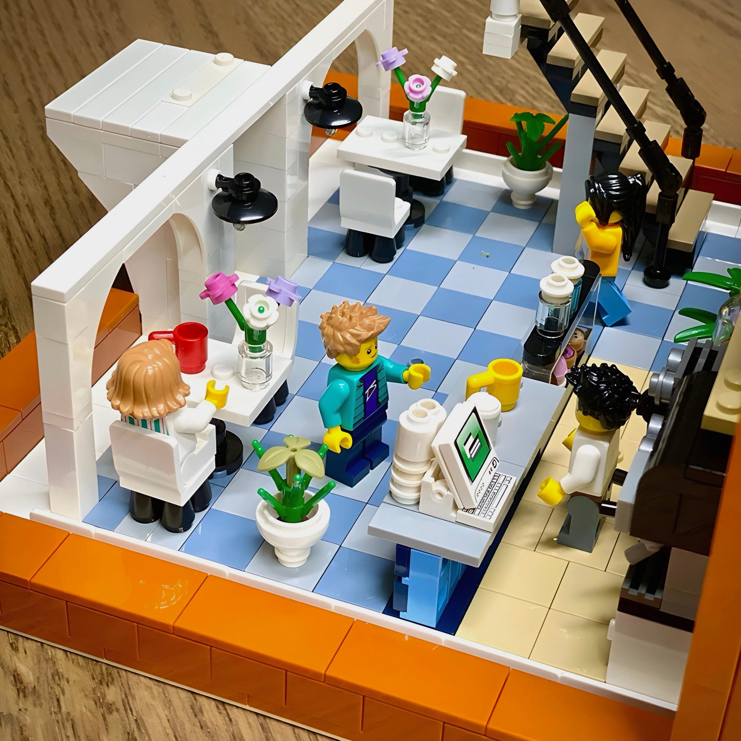 UPSIDE DOWN CAFE | 3120PCS - Image 5