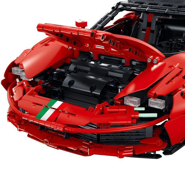 2022 #90 ITALIAN HORSE | 4474PCS - Image 2