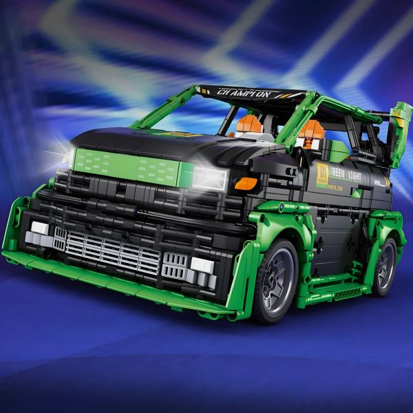THE 400BHP BABY ROCKET | 2862PCS - Image 2
