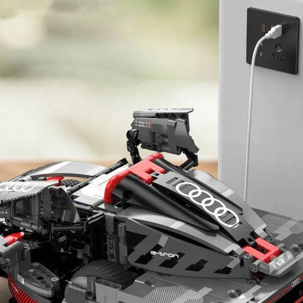 AUDI RS Q E-TRON | 1432PCS - Image 9