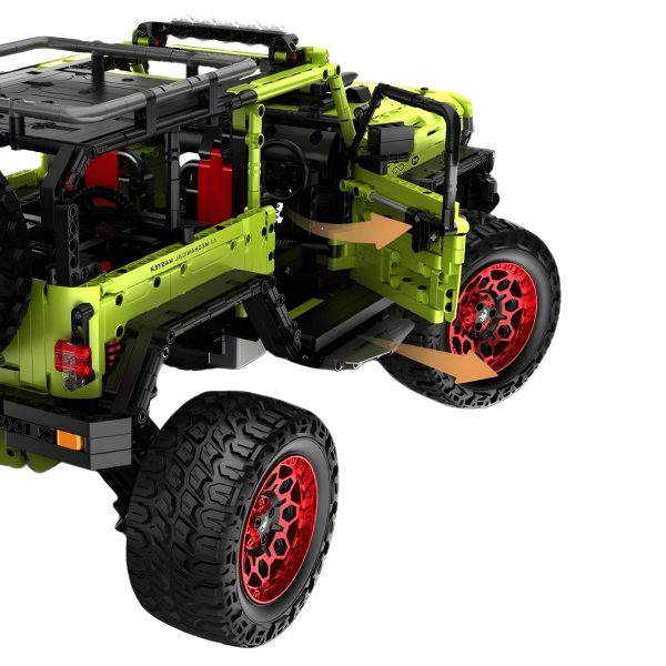 THE ULTIMATE 1:6 SCALE OFF ROADER | 2544PCS - Image 7