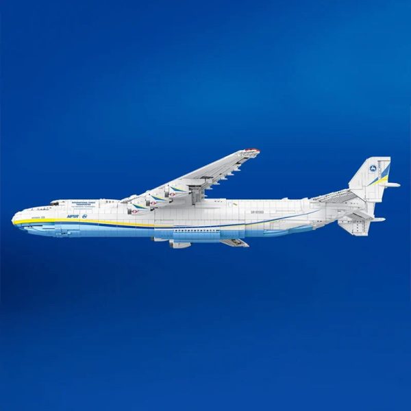 THE ULTIMATE ANTONOV 225 WITH STAND | 5349PCS - Image 2