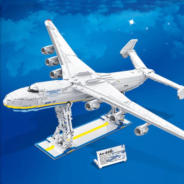 THE ULTIMATE ANTONOV 225 WITH STAND | 5349PCS - Image 3